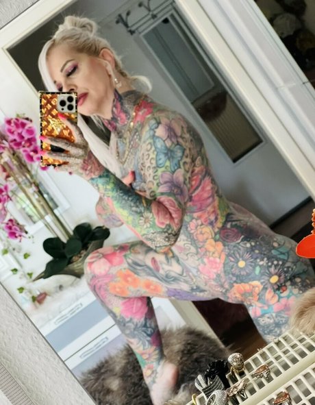 Tattoobutterfly Nacktbilder geleakt OnlyFans Aufgedeckt
