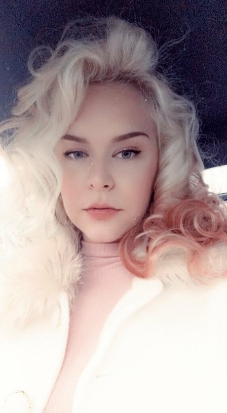 The Sarah Gracie OnlyFans Model Fotos