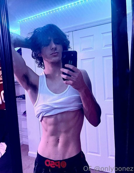 onlybonez OnlyFans Strip