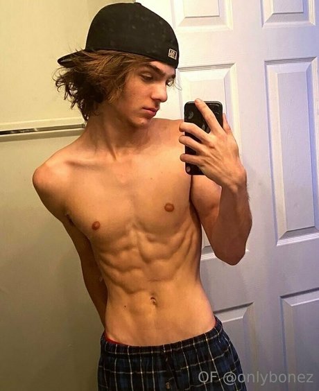 onlybonez Profilbild