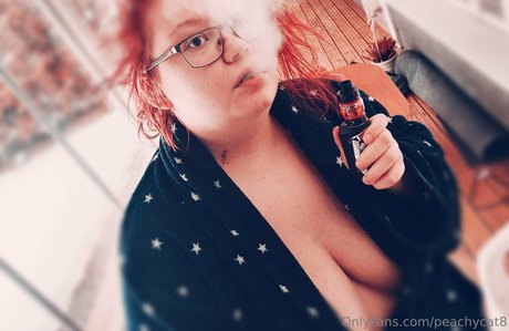 peachycat8 OnlyFans Leak