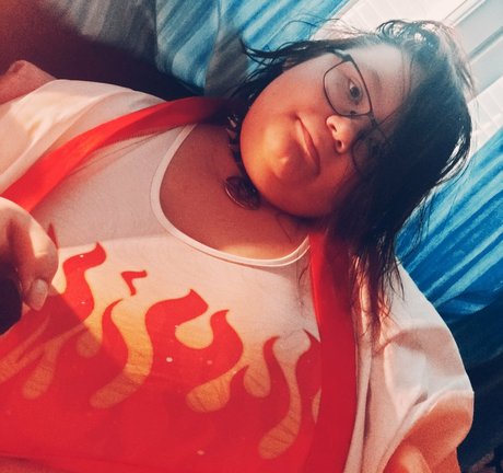 peachycat8 Kostenlose OnlyFans-Pornos