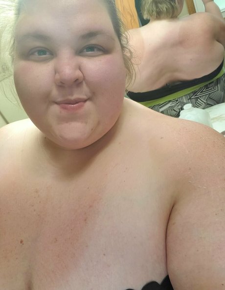 peachyg28 NurlyFans-Brüste