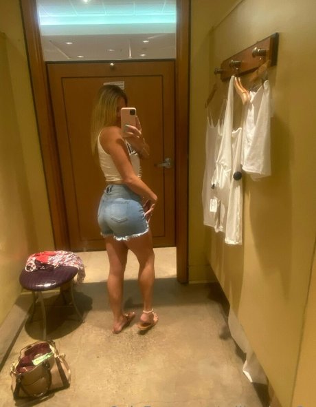 Blonde bombshell922 OnlyFans gratis