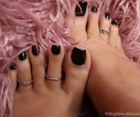 sweetfeetsyfree Leaked OnlyFans Bilder