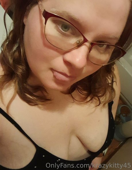 krazykitty45 OnlyFans Star