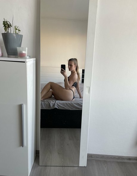 badsophiefree OnlyFans XXX