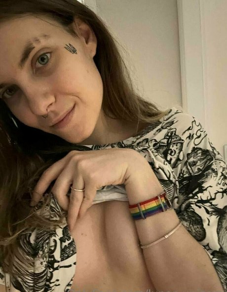 lunar unicorn OnlyFans Leak