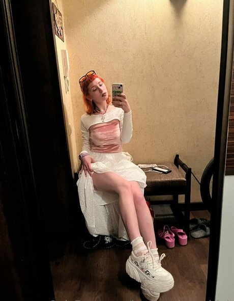 love techno drink OnlyFans Nacktbilder