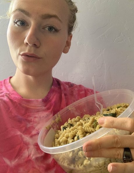 blondefeedee OnlyFans Star