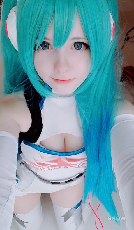 Saya Scarlet OnlyFans Bilder nackt