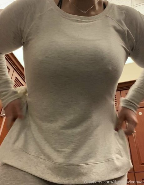 therealvixenval Nacktbilder OnlyFans