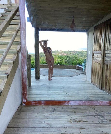 Sabrina Parlatore Nackt auf OnlyFans Leaks