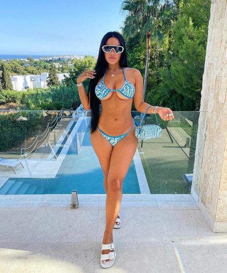 Milla Jasmine OnlyFans geleakte Brüste