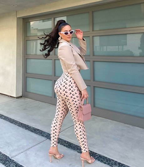 Yasminsun Nacktbilder OnlyFans Leaks