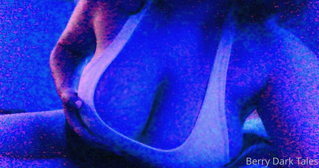 berry darktales OnlyFans Leaj