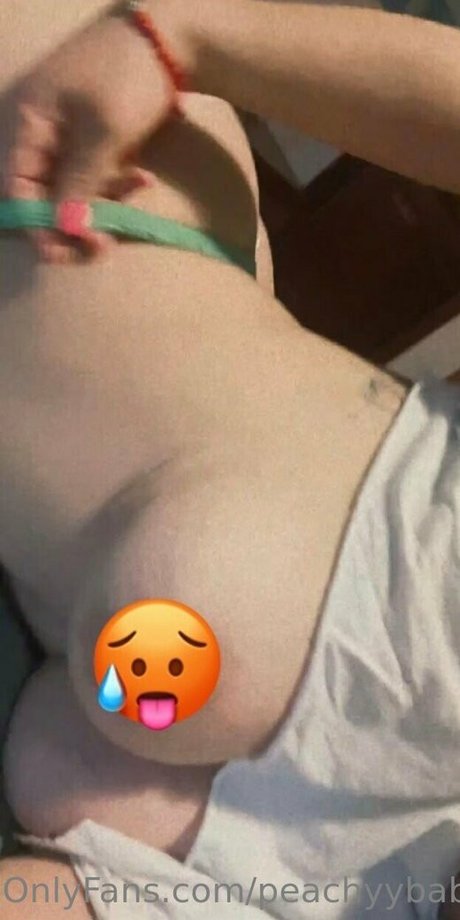 peachyybaby7 Oben ohne OnlyFans