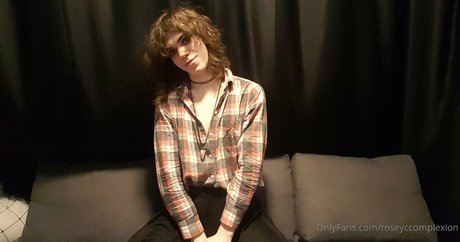 roseyccomplexion Nacktbilder OnlyFans