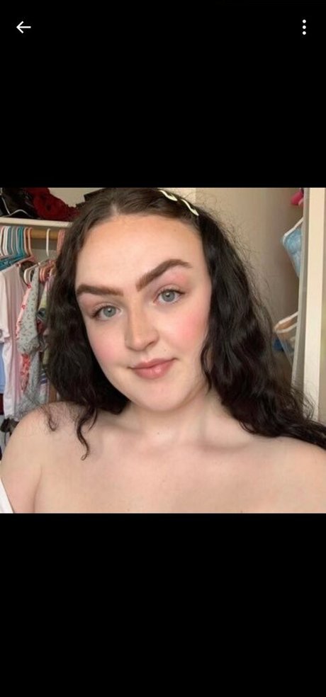 moniquebelle Leaks von Nacktbildern auf OnlyFans