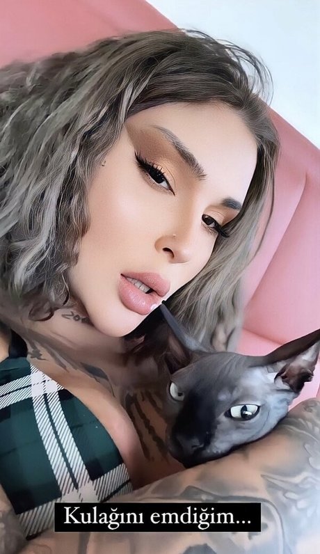 Damla Ozden Porn OnlyFans Leak