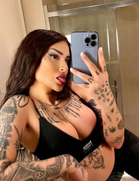 Damla Ozden Bilder OnlyFans