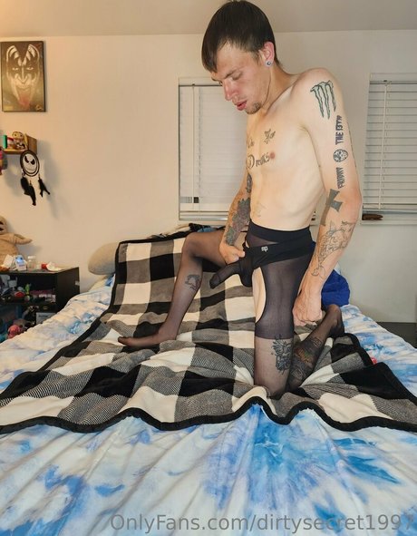 dirtysecret1997 OnlyFans Nacktbilder geleakt