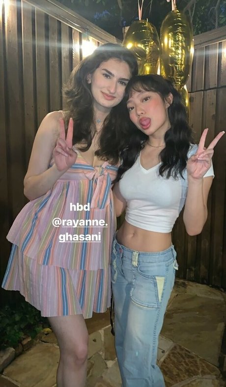 Yujin OnlyFans-Fotos