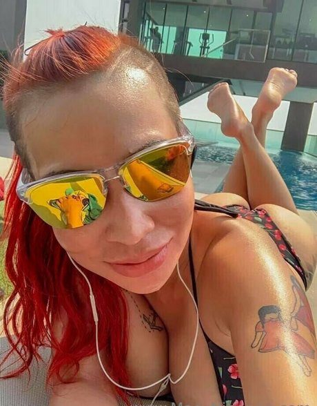 macy nihongo OnlyFans Model Fotos