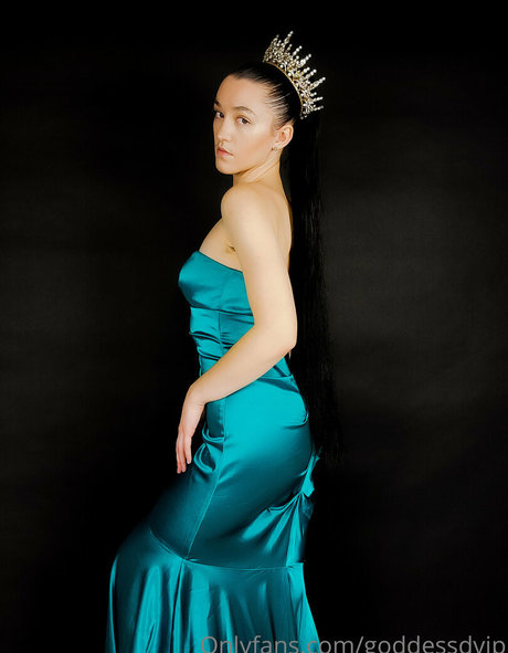 goddessdvip OnlyFans Model Bilder