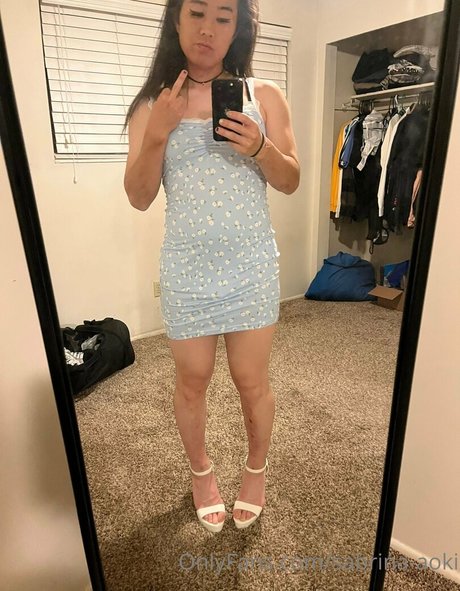 sabrina aoki OnlyFans Striptease