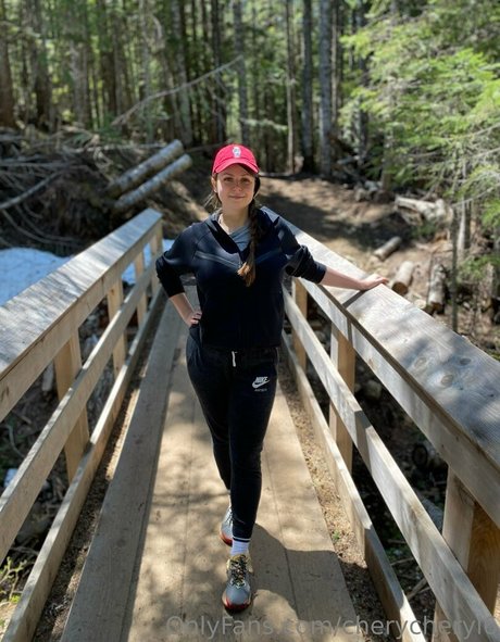 Cheryl Pride OnlyFans Bilder