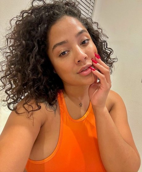 Sugey Portillo Nackt auf OnlyFans