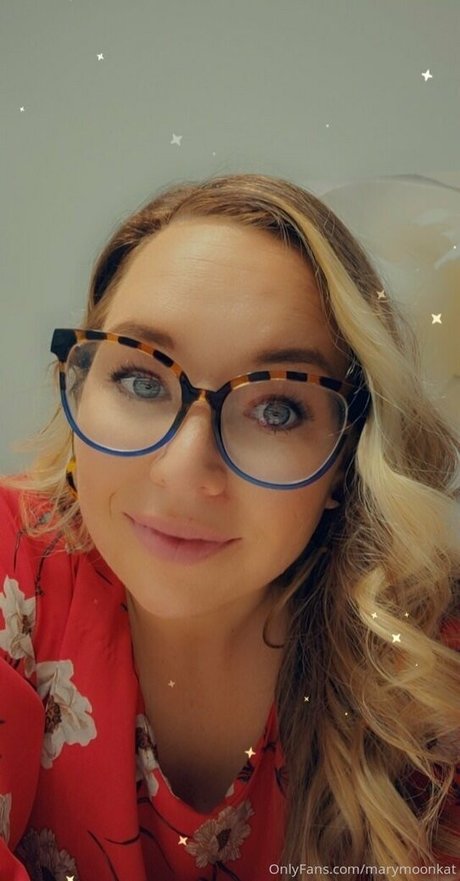 marymoonkat Leaked OnlyFans Porn