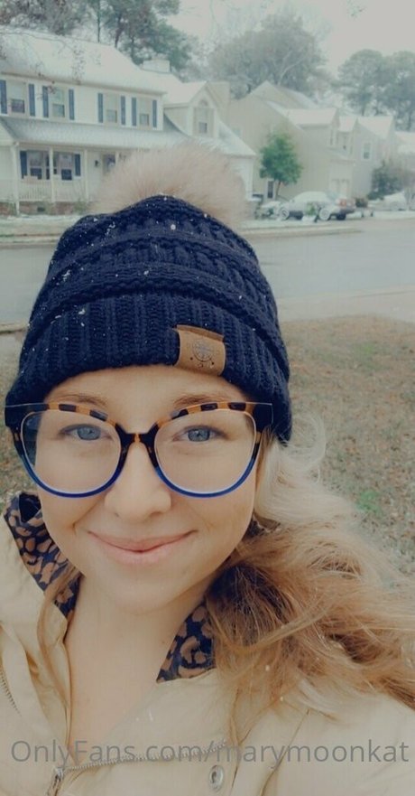 marymoonkat Leak von OnlyFans-Inhalten