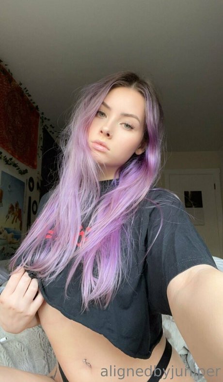 alignedbyjuniper XXX OnlyFans