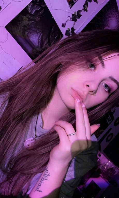 alignedbyjuniper OnlyFans Porn Nackt