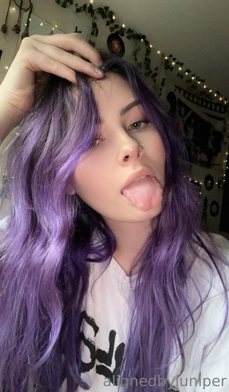 alignedbyjuniper Nacktbilder geleakt OnlyFans