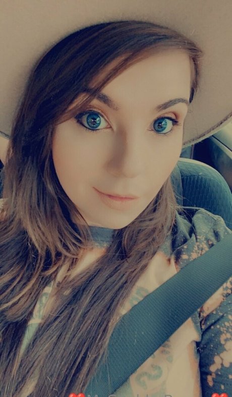 offene muschi nur fans heiß nackt Bild