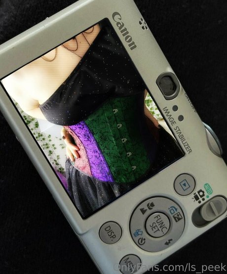 ls peek NurlyFans-Pornoleaks