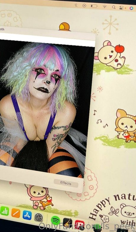 ls peek Leak von OnlyFans Pornografie