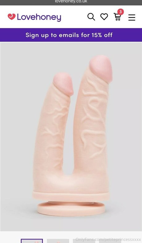 mrspetitexxx OnlyFans-Inhalte