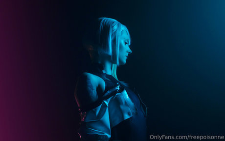 freepoisonne OnlyFans Nacktbilder