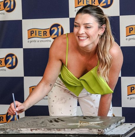 Rosamaria Montibeller OnlyFans Pornografie