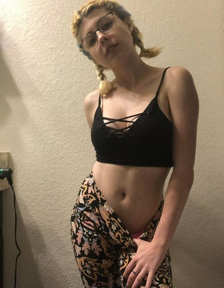 leaveittotegan OnlyFans Nacktbilder