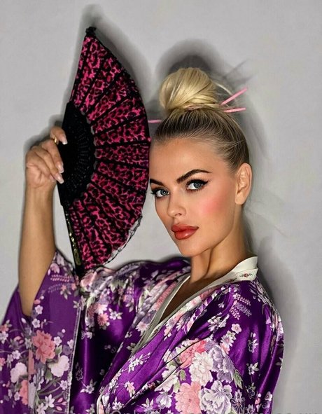 emmilee xx OnlyFans Bilder nackt