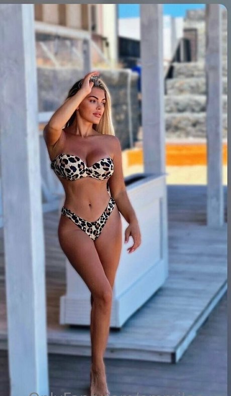 emmilee xx NurlyFans-Brüste