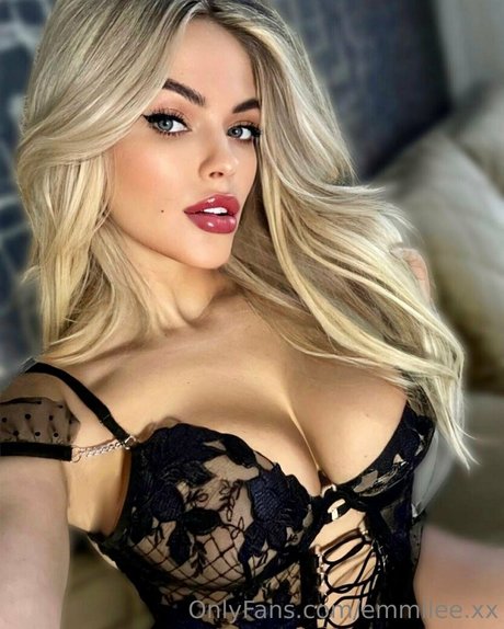 emmilee xx OnlyFans Sex