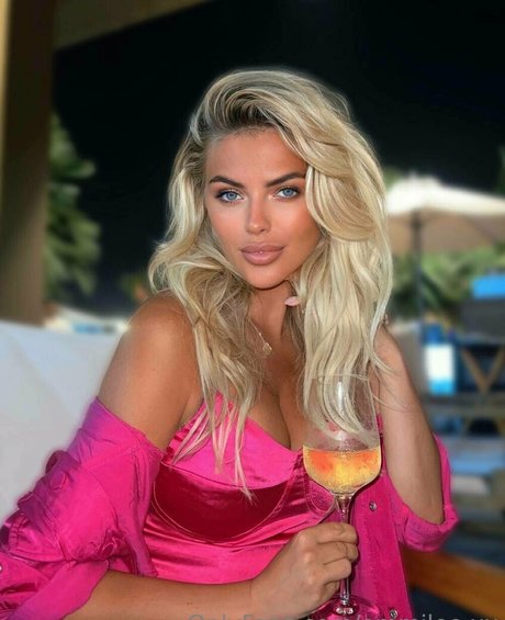 emmilee xx OnlyFans Beiträge