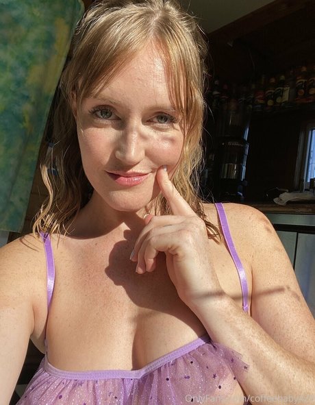 Coffeebaby420 OnlyFans Bilder