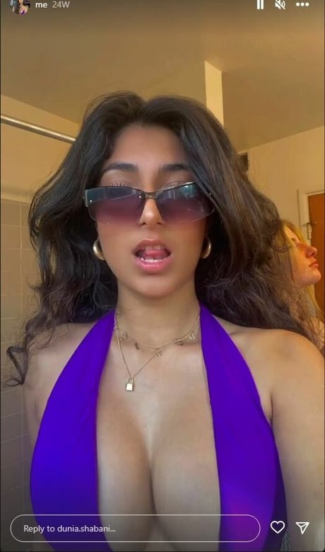 Donya Shabani OnlyFans-Seite